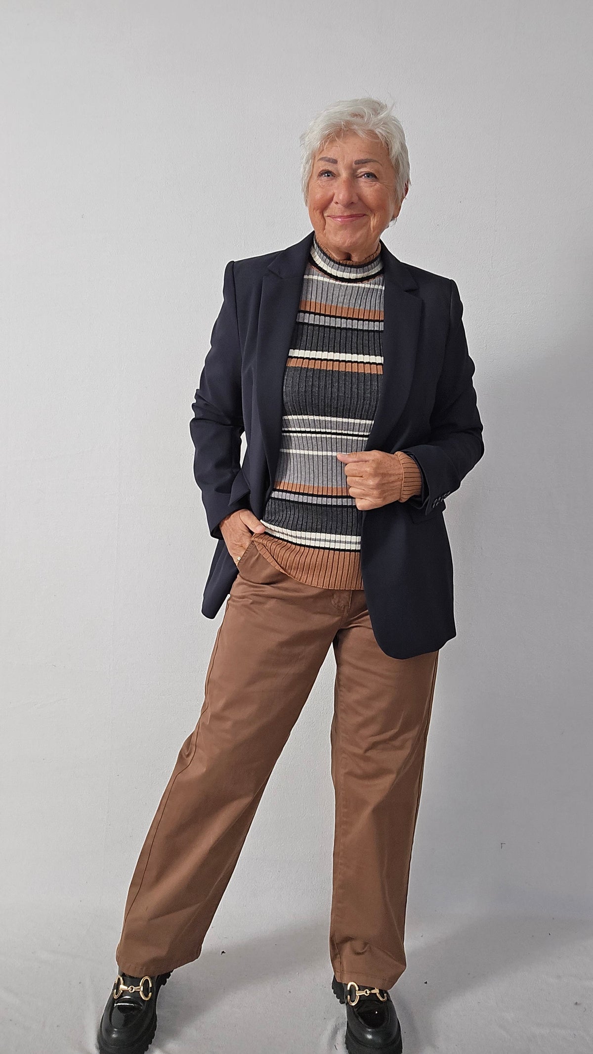 Skovhuus Topp Skovhuus- 4468 Stripete rib topp m/turtleneck kunstkolonialen