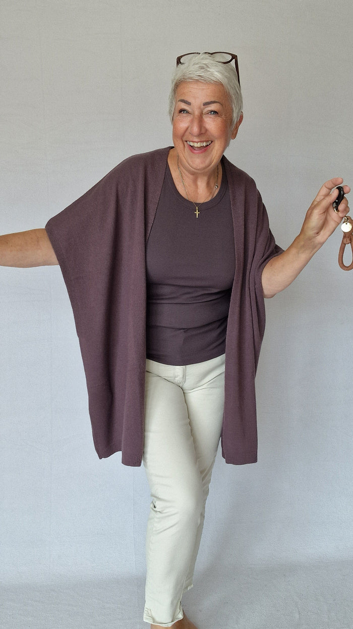 Tif Tiffy Cardigan Aubergine Tif Tiffy- Evita Oversize Cardigan/Vest kunstkolonialen