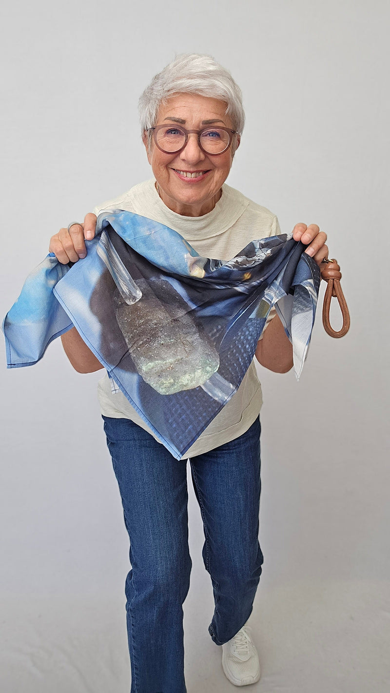 Wilhelmine Skjerf Wilhelmine- Lite Wilhelmineskjerf i bomull 70 x 70 kunstkolonialen