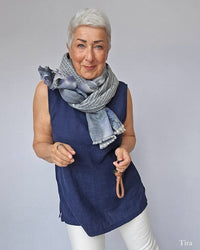 Wilhelmine Skjerf Wilhelmine- Wilhelmineskjerf i ull/silke kunstkolonialen