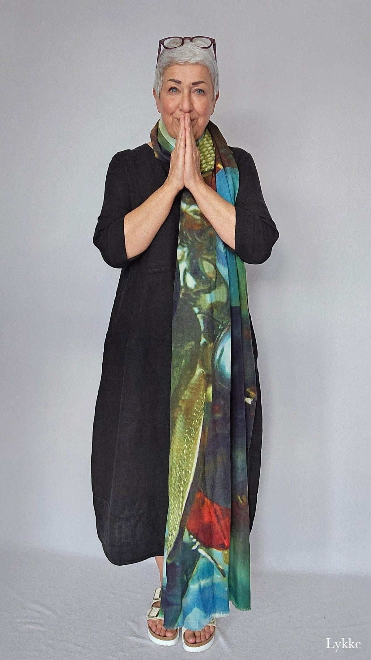 Wilhelmine Skjerf Wilhelmine- Wilhelmineskjerf i ull/silke kunstkolonialen