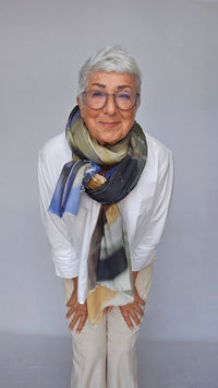 Wilhelmine Skjerf Wilhelmine- Wilhelmineskjerf i ull/silke kunstkolonialen