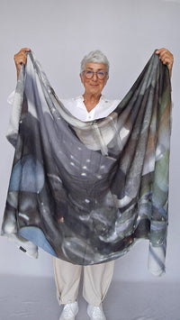Wilhelmine Skjerf Wilhelmine- Wilhelmineskjerf i ull/silke kunstkolonialen