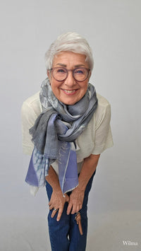 Wilhelmine Skjerf Wilma Wilhelmine- Wilhelmineskjerf i ull/silke kunstkolonialen