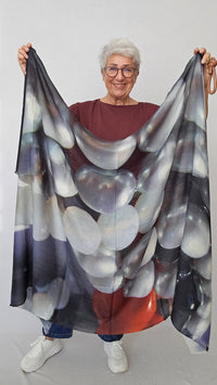 Wilhelmine Skjerf Wimsy Wilhelmine- Wilhelmineskjerf i ull/silke kunstkolonialen