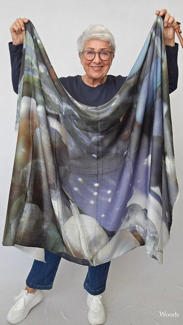 Wilhelmine Skjerf Woods Wilhelmine- Wilhelmineskjerf i ull/silke kunstkolonialen